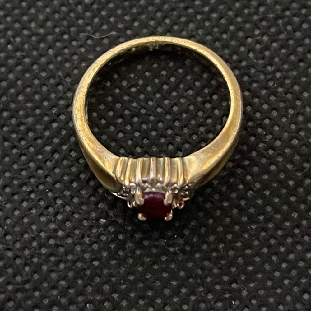 COPY - Ring with a red gem - Picture 2 of 6